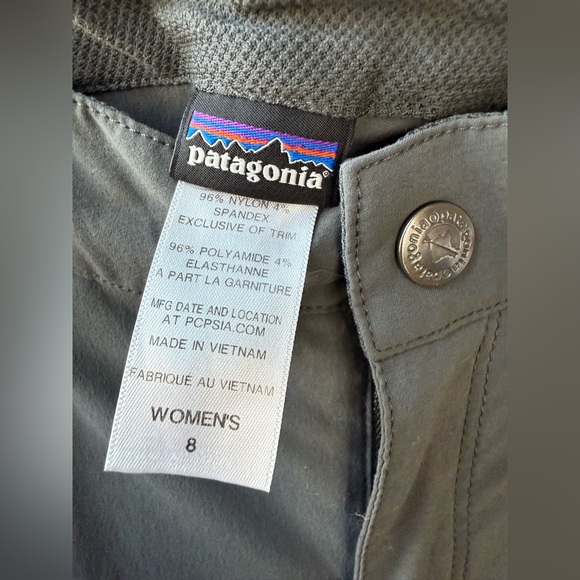 Patagonia Women’s Size 8/S Gray Hiking Cargo Pants Roll Tab Outdoor Trail - Picture 3 of 17